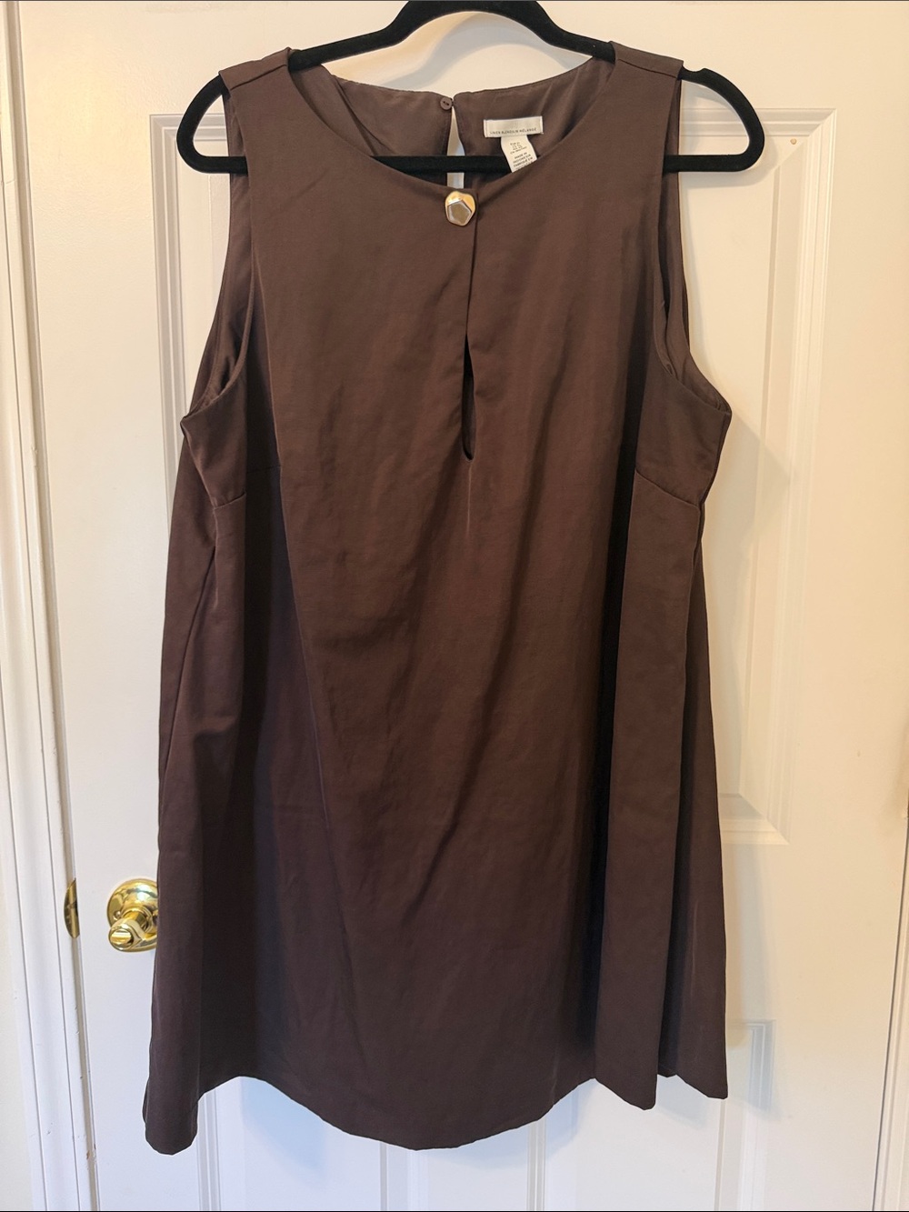 H&M Sleeveless Brown A-Line Tunic with Decorative Button
